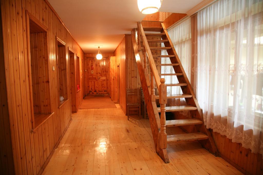 Eka&Nino Guesthouse Μέστια Εξωτερικό φωτογραφία