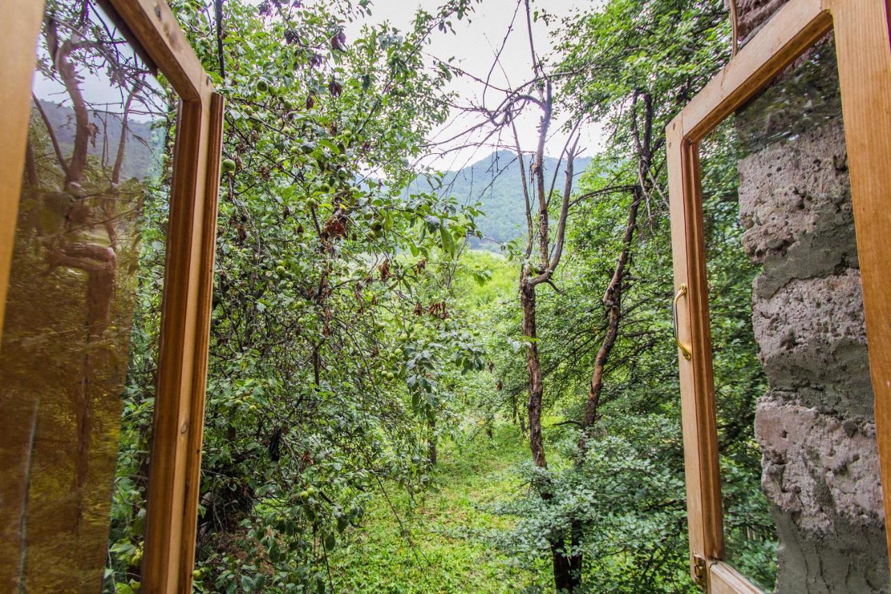 Eka&Nino Guesthouse Μέστια Εξωτερικό φωτογραφία
