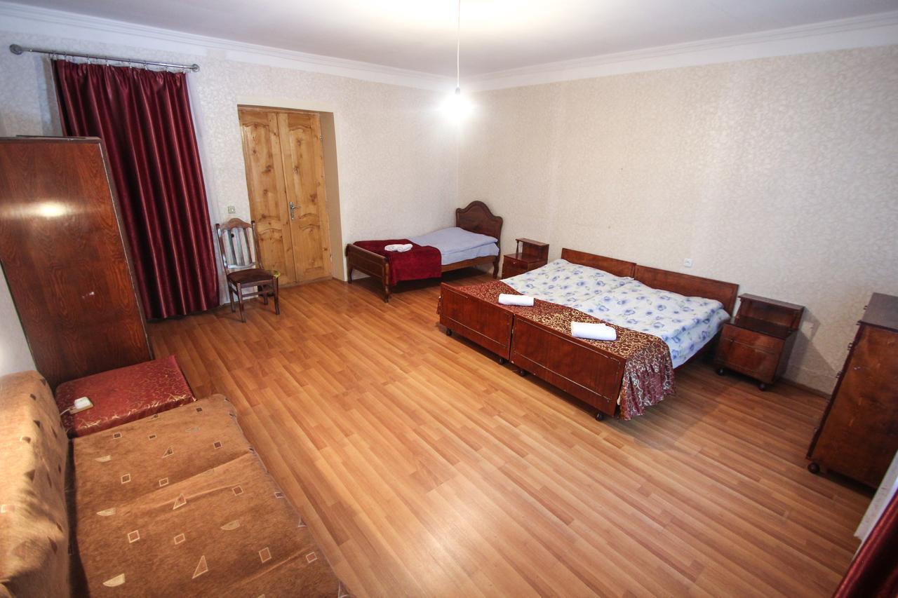 Eka&Nino Guesthouse Μέστια Εξωτερικό φωτογραφία