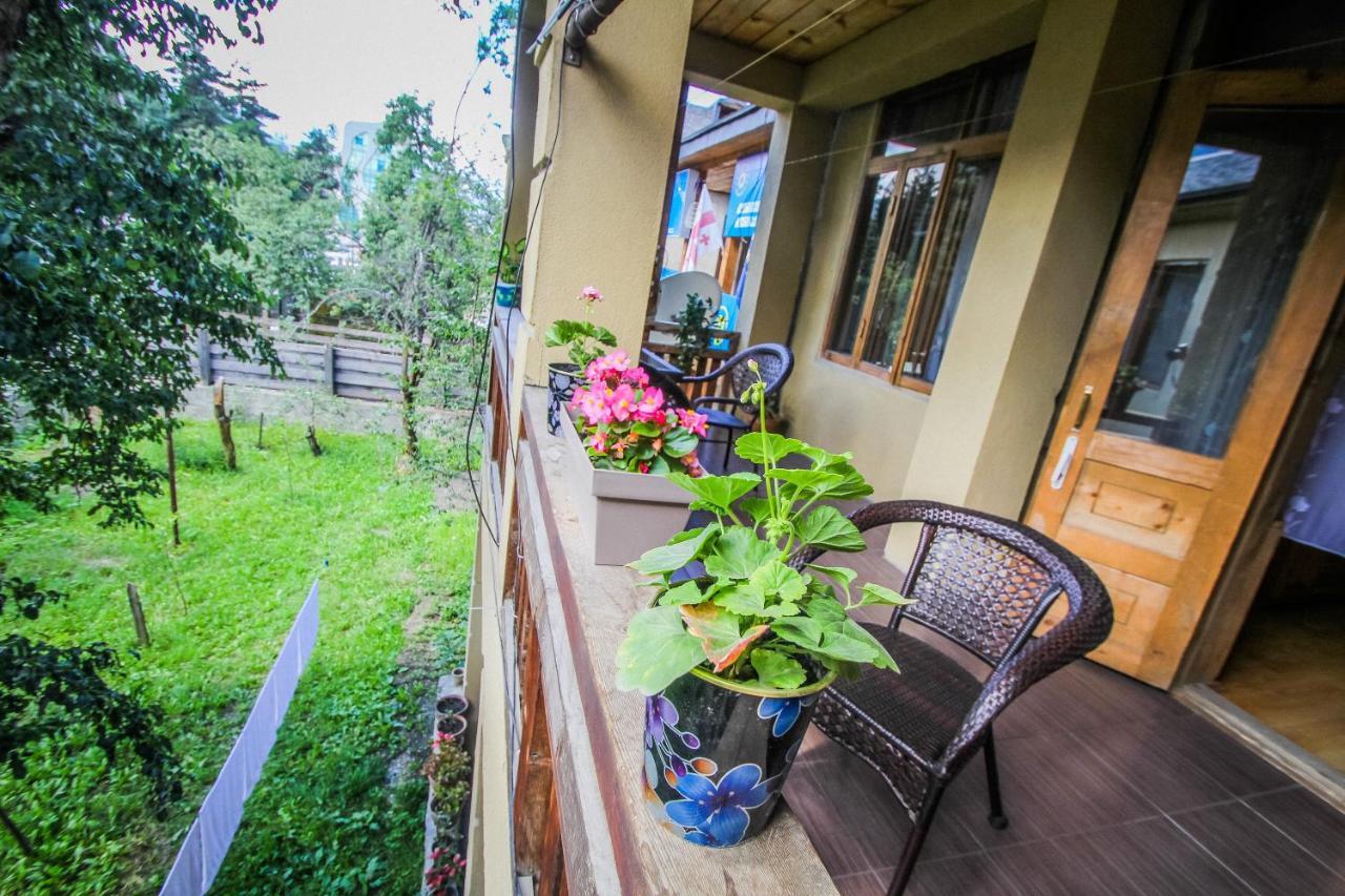 Eka&Nino Guesthouse Μέστια Εξωτερικό φωτογραφία