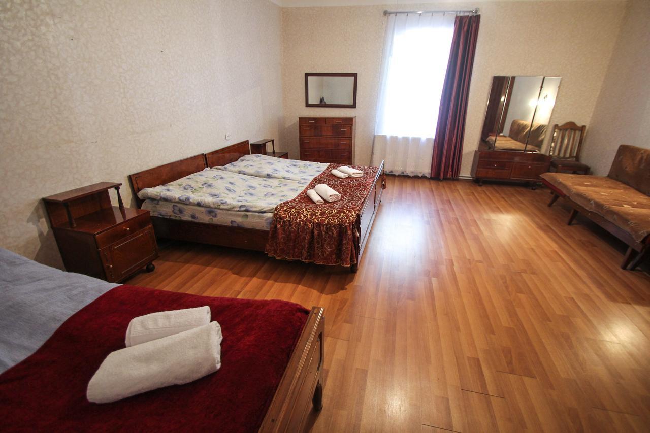 Eka&Nino Guesthouse Μέστια Εξωτερικό φωτογραφία