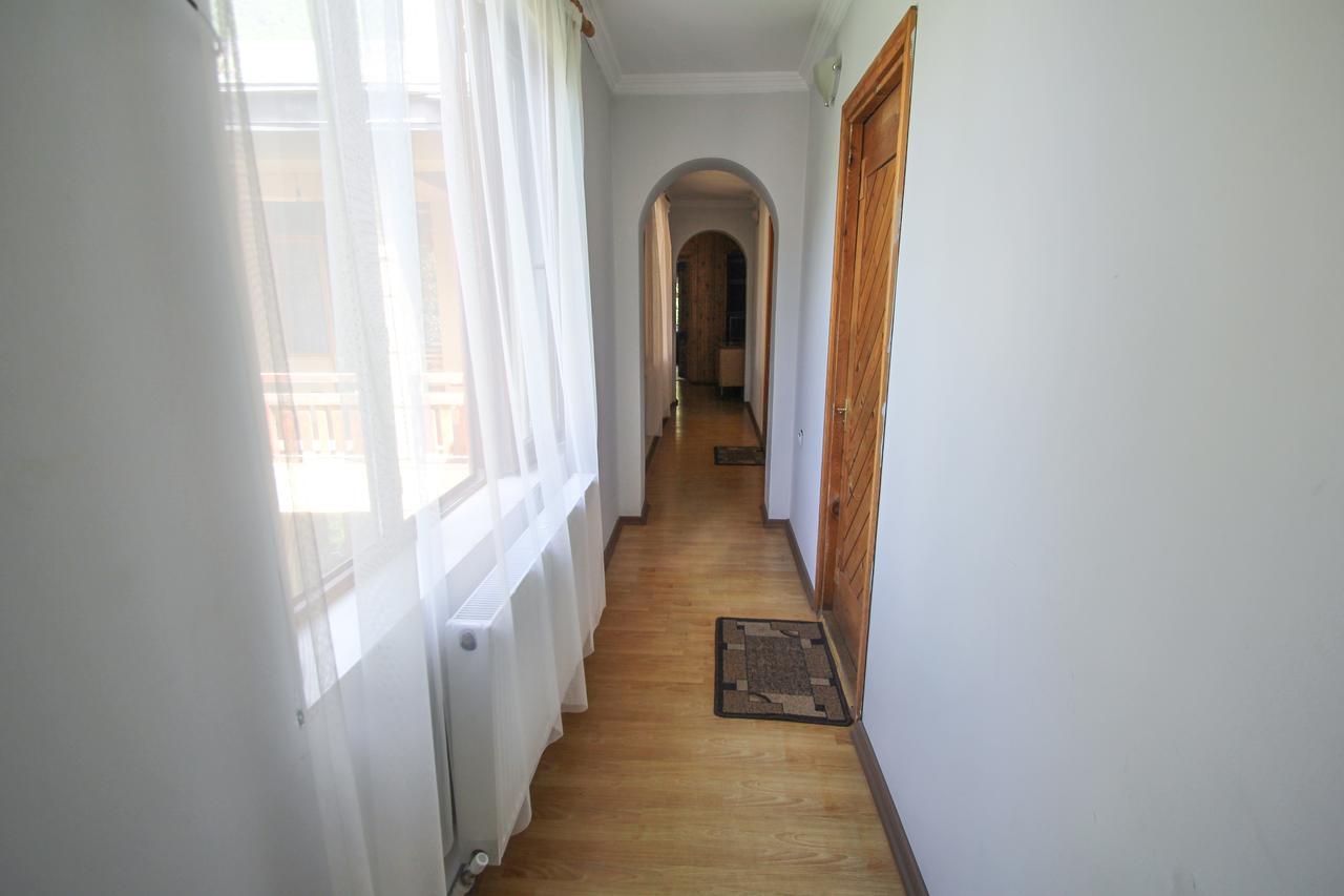 Eka&Nino Guesthouse Μέστια Εξωτερικό φωτογραφία